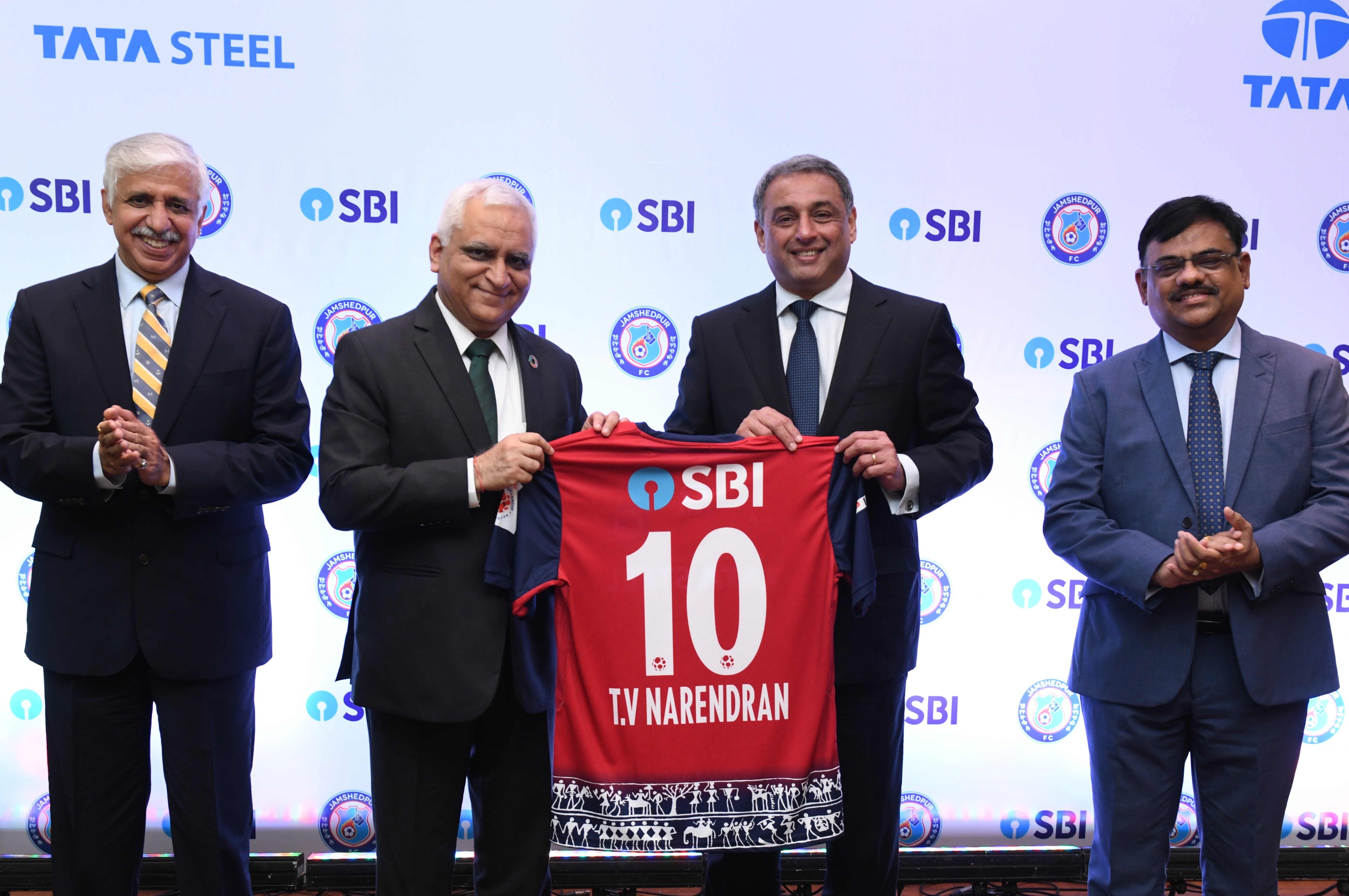 State Bank India (SBI) and Jamshedpur Football Club (JFC) enter into a partnership for promoting football in the country